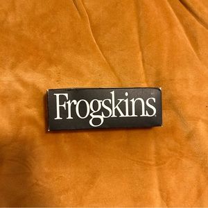 NWT (new in box) Oakley frogskins